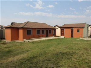 3 Bed House in Olievenhoutbosch