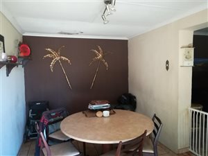 4 Bed House in General Alberts Park