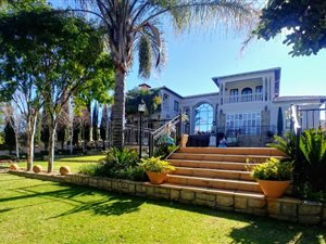 5 Bed House in Poortview