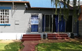 4 Bedroom House in Struisbult