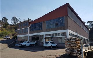 1800 m² Industrial space in Pinetown Central