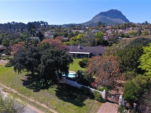 4 Bed House in Helena Heights