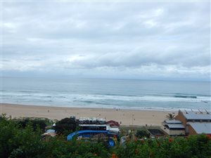 2 Bed Apartment in Amanzimtoti