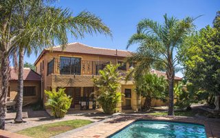 4 Bedroom Cluster in Farrarmere