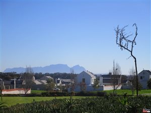484 m² Land available in Kelderhof Country Village