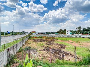 1.2 ha Farm in Pomona AH