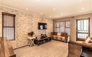 3 Bedroom House in Ottery