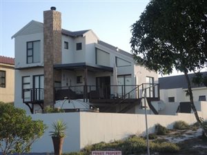 3 Bed House in Calypso Beach