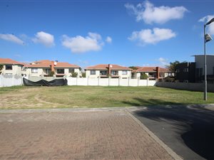 545 m² Land available in Thorn Valley Estate