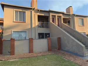 2 Bed Apartment in Florida Glen