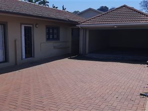4 Bed House in Atholl Heights