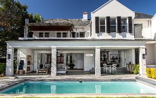 4 Bedroom House in Rondebosch