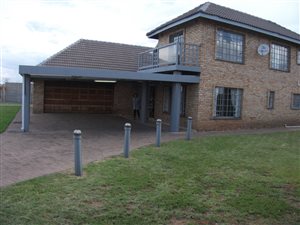 3 Bed House in Three Rivers East
