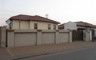 3 Bedroom House in Goudrand