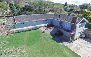 3 Bedroom House in Somerset Heights