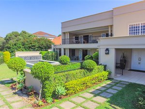 4 Bedroom House in Essenwood