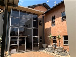 150 m² Commercial space in Tijger Valley and surrounds