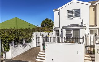 3 Bedroom House in Kenilworth