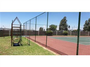 3 Bed Duplex in Alberton