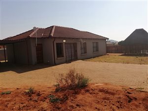 3 Bed House in Clarina