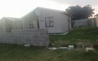 2 Bedroom House in Bloemendal