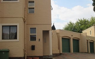 2 Bedroom Townhouse in Jordaan park