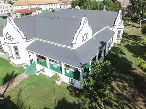 5 Bed House in Oatlands