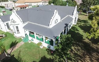 5 Bedroom House in Oatlands