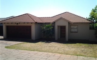 3 Bedroom House in Thatchfield