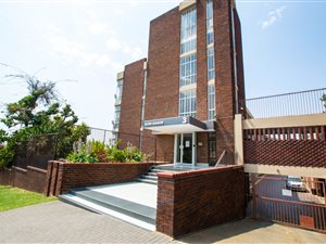 5 Bed Apartment in Glenhazel