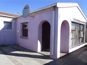 4 Bed House in Rocklands