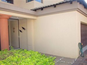 3 Bed Townhouse in Vanderbijlpark Central