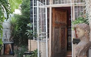 2 Bedroom House in Krugersdorp Central