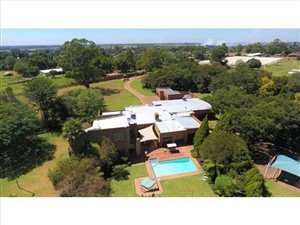 2.1 ha Farm in Pomona AH