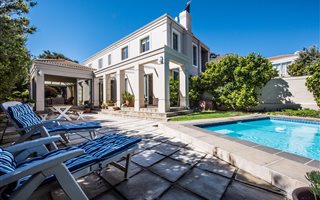 4 Bedroom House in Tokai