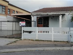 4 Bed House in Rocklands