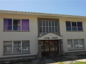 3 Bed Flat in Vincent