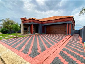 3 Bed House in The Orchards