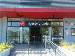 2 Bedroom Apartment in Goodwood