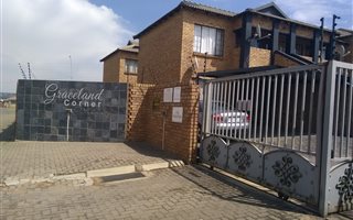 2 Bedroom Apartment in Elspark