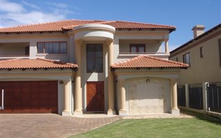 4 Bedroom House in Westlake Estate