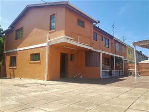 3 Bed House in Newlands East