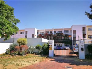 2 Bed Apartment in Wendywood