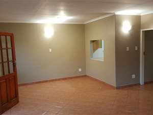 2 Bed Simplex in Lyttelton Manor
