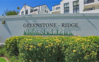 3 Bedroom Apartment in Greenstone Hill