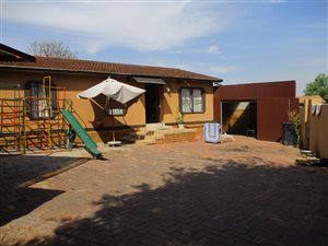 3 Bed Flat in Southfork