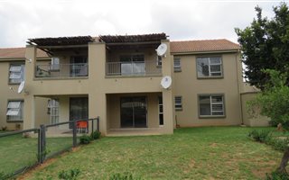 2 Bedroom Townhouse in Tijger Valley and surrounds