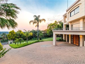 4 Bed House in Waterkloof Ridge