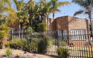 246 m² Office Space in Zwartkop