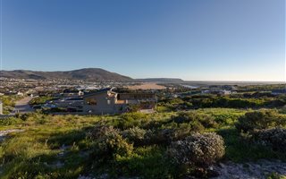 707 m² Land available in Noordhoek